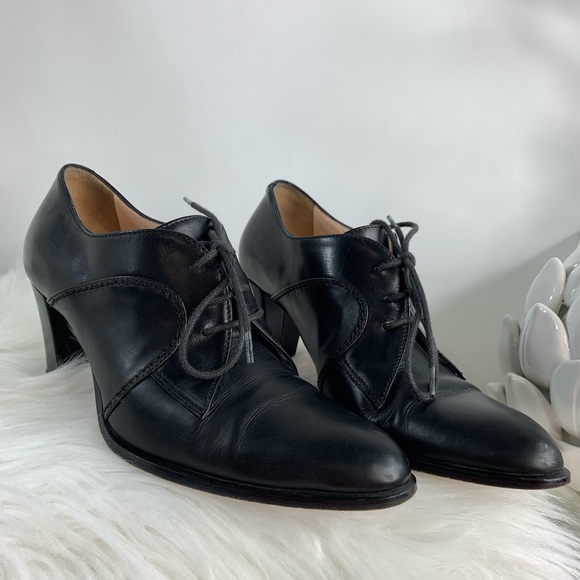 Shoes - Hobbs black heel oxford pump size 36